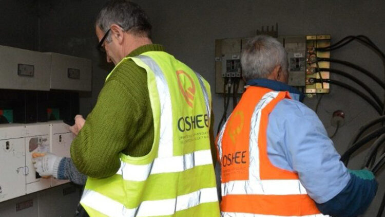 OSHEE njofton për mirëmbajtjen e kabinave: Sot ndërpritet energjia në disa zona të Tiranës
