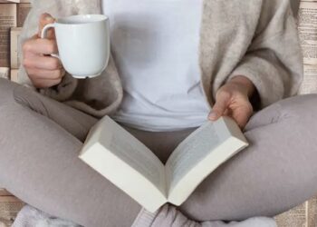 Nëntë arsyet dhe (përfitimet) pse duhet të lexoni çdo ditë
