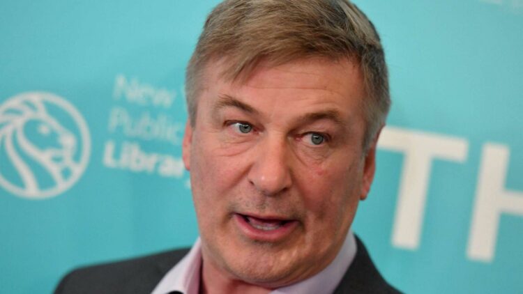 Vrasja në xhirime, Alec Baldwin flet për herë të parë publikisht: Ajo ishte shoqja ime