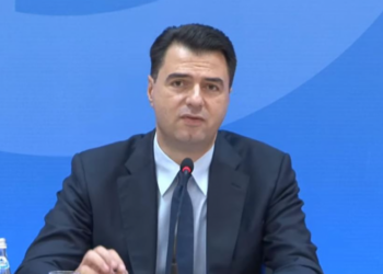 Çmimi i naftës më i shtrenjtë në 2013 apo tani? Basha i përgjigjet Ramës: Taksa jote 240 lekë/litër