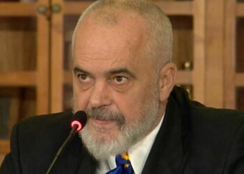 Rama për Politico.eu: Shqipëria po bëhet gati për në BE, pavarësisht gjendjes së brendshme të Bllokut