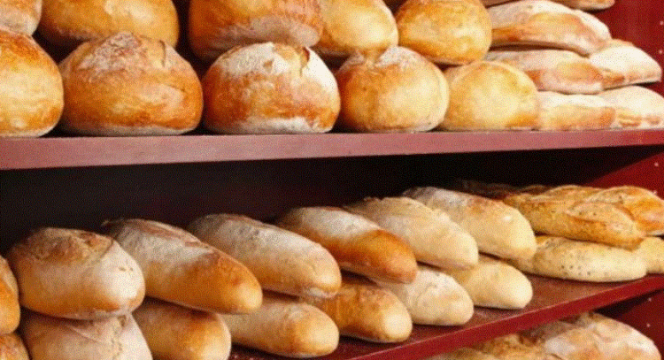 Furrat në Kosovë paralajmërojnë rritjen e çmimit të bukës pas shtrenjtimit të miellit