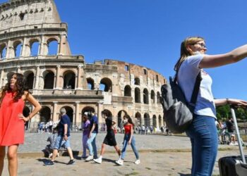 Italia forcon masat, ja rregullat e reja për shtetasit shqiptarë që duan të hyjnë në vendin fqinj