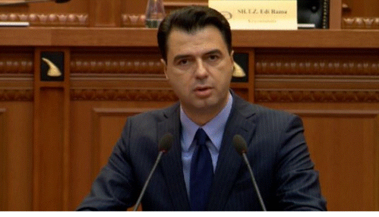 “Keni gënjyer”, Basha insiston: 16 mijë viktima më shumë nga covid, rrena edhe për vaksinimin