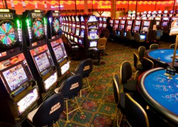 2 të rinj organizojnë lojëra fati në Kuçovë, arrestohet njëri prej tyre