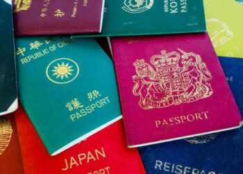 Japonia dhe Singapori kanë pasaportat më të fuqishme në botë; Shqipëria në vendin e 56