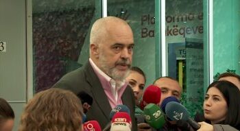 “Pazar me PD-në për zgjatjen e mandateve të vettingut?”/ Rama: Reforma në drejtësi nuk është kërkesë partiake