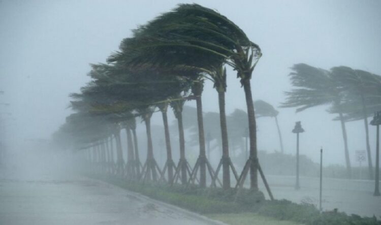 Meteorologu gjerman jep alarmin: Qytetet që do të godasë stuhia në Shqipëri