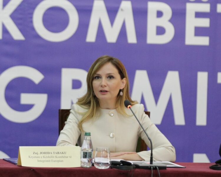 Mblidhet Këshilli Kombëtar i Integrimit/ Tabaku: Shqipëria e papërgatitur për negociatat