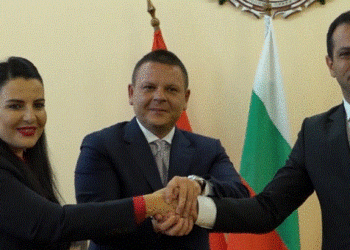 Nënshkruhet memorandumi i bashkëpunimit për Korridorin e 8, Balluku: Do t’i shërbejë gjithë Ballkanit Perëndimor