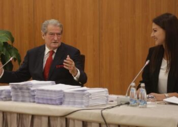 SKANDALI/ Firmat e ‘Foltores’ së Berishës, me gjeneralitete false dhe pa qenë anëtar i PD