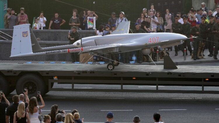 Rusia humbet fuqinë e influencës/ Parlamenti ukrainas miraton marrëveshjen ushtarake me Turqinë