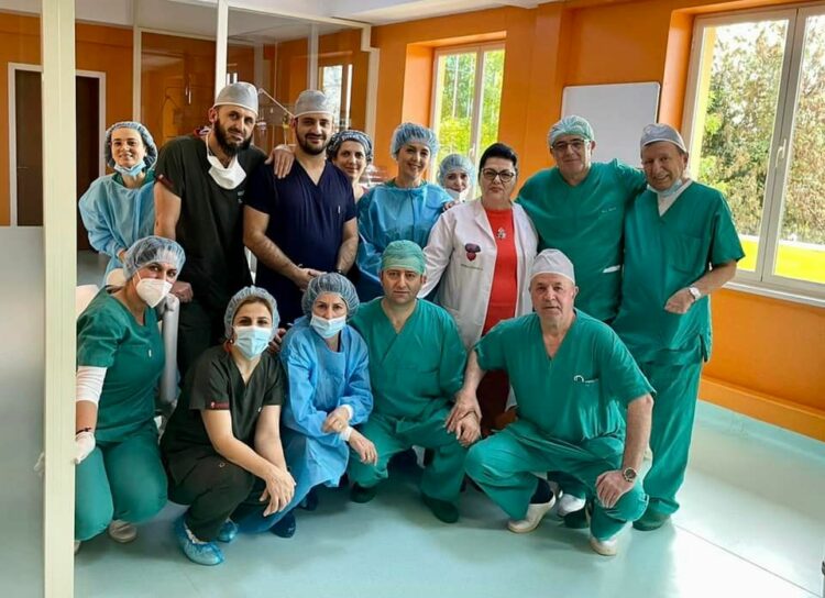 Hapet qendra e dytë e Kardiokirurgjisë, ministrja: Realizohet me sukses operacioni i parë në zemër në Spitalin ‘Shefqet Ndroqi’