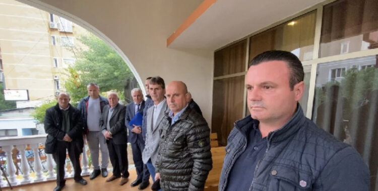 Ndërtimi i HEC-eve në Kaçinar/ Prokuroria kërkon pushim hetimesh, banorët kundër