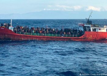 Greqia ndërton dy kampe të reja për emigrantët