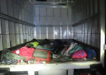 Shkatërrohet rrjeti i trafikimit të klandestinëve nga Ballkani në BE/ Europol: Si transportoheshin refugjatët me furgon?