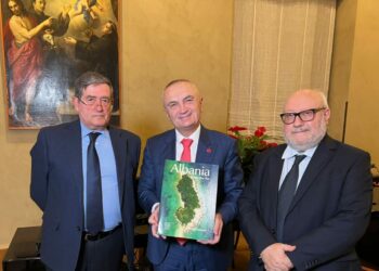 Presidenti Meta viziton Universitetin e Palermos: Djep i dijes dhe i traditës së kultivimit të gjuhës dhe kulturës arbëreshe