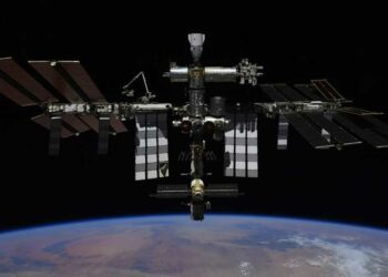 Austronautët kthehen në tokë pas 200 ditësh në hapësirë