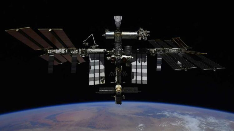 Austronautët kthehen në tokë pas 200 ditësh në hapësirë