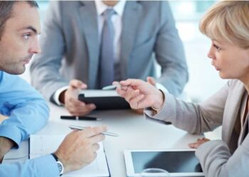 6 arsye psikologjike përse njerëzit përfshihen në zënka