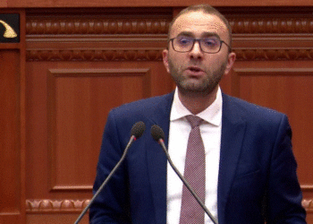 “Nuk i shërben qytetarëve”, PD: Votojmë kundër paketës fiskale dhe buxhetit 2022