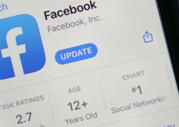 Ish-punonjësja nxjerr dokumentet sekrete të Facebook: Lejoi urrejtje për të fituar para