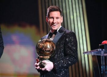 Messi merr ‘Topin e Artë’, i shtati trofe në karrierën e tij, lë pas Ronaldon