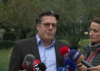 Mbledhja e Kuvendit Kombëtar/ Paloka ‘gjen’ zgjidhjen: Të dyja palët të nxjerrin një përfaqësues