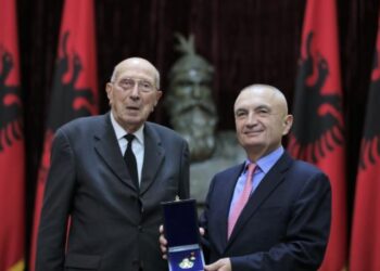 Meta vlerëson me dekoratën “Gjergj Kastrioti Skënderbeu” historianin e njohur francez, Pierre Cabanes