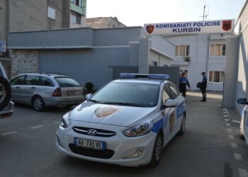 Ekzekutimi i ish-Policit në Laç, një vit më parë i shpëtoi plumbave djali i tij bashkë me familjen
