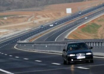 KLSH zbardh skemën se si qeveria bën tendera rrugësh pa pasur fonde; “loja” me planin 1,000 lekë