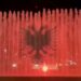 Shatërvani në Zagreb ndriçohet nga flamuri kuq e zi, Ambasada e Shqipërisë në Kroaci uron shqiptarët