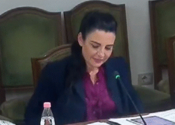 Qeveria vendos, naftëtarët e Ballshit do marrin pagë 30 mijë lekë edhe për 2 vite