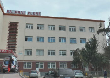 Pritet me xham duke luajtur, humb jetën 3-vjeçari në Vlorë