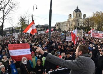 Pavarësisht protestave, Austria hyn sot në lockdown! Nga 1 shkurti, vaksinimi me detyrim