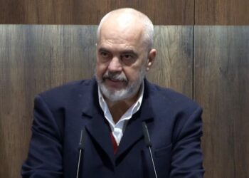 Rama: Më 2022 mbyllim të gjitha sportelet, shërbimet vetëm online