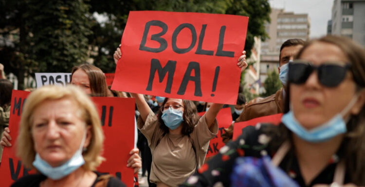 “Boll Ma”/ Protestë në Kosovë kundër dhunës ndaj grave