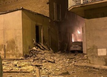 7 viktima nga shembja e pallatit në Itali, 2 të tjerë ende nën rrënoja