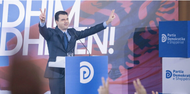 Skandali i pagave, Basha: Shtet i kapur nga të korruptuarit, i rrënuar