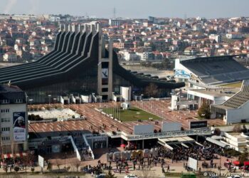 “DW” zbardh prapaskenat e marrëveshjes Danimarkë-Kosovë: 300 qeli për 210 milionë euro