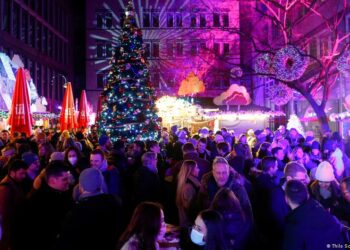 Këshilli i ekspertëve në Gjermani rekomandon kufizimin e kontakteve