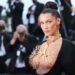 Bella Hadid zbulon arsyen e rikthimit në ‘Victoria’s Secret’