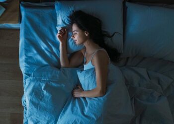 9 gjëra që njerëzit e suksesshëm bëjnë para gjumit