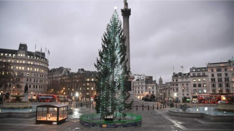 Londra anulon festimet për Vitin e ri, rrezikohen edhe në Nju Jork për shkak të Omicron