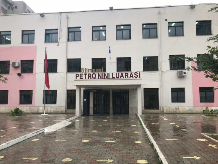 Për një vit 365 konflikte, në shkolla 20% e nxënësve pranojnë se janë dhunuar