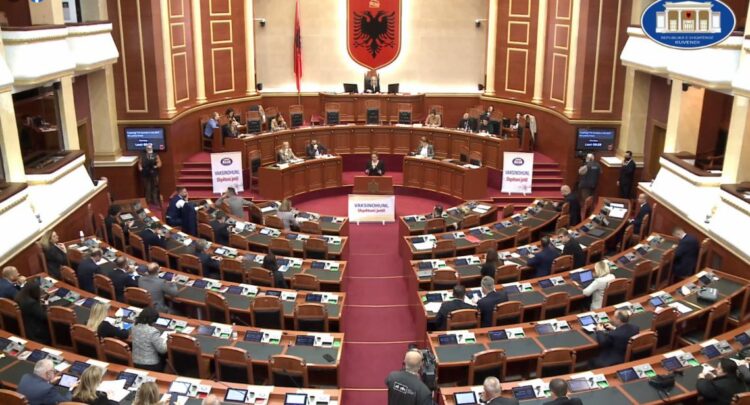 Rritet ndihma ekonomike! Basha akuza:’Trekëndëshi i Bermudës’ s’preket nga drejtësia