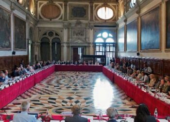 Komisioni i Venecias vendos përfundimisht: Pro zgjatjes së afatit të vettingut, janë respektuar kriteret