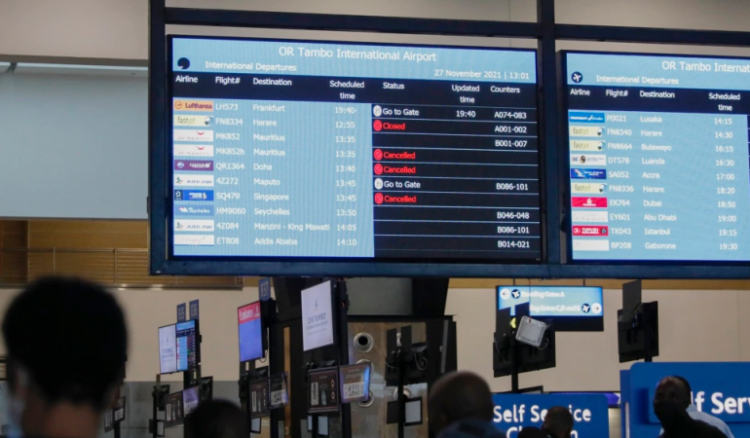 Anulohen fluturimet me Afrikën e Jugut, OBSH: Kufizimet nuk e parandalojnë përhapjen e Omicron