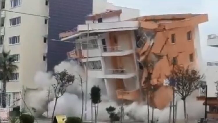 I dëmtuar nga tërmeti i 26 nëntorit, do të shembet sot me 20 kilogramë eksploziv pallati në Durrës