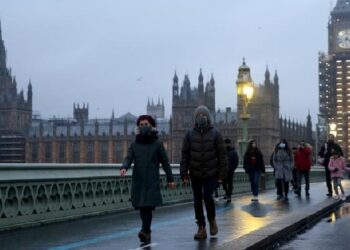 Përhapja e COVID, ushtria britanike dërgon 200 trupa për të mbështetur spitalet e Londrës